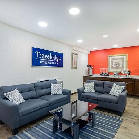 Travelodge By Wyndham Miles City Exterior photo